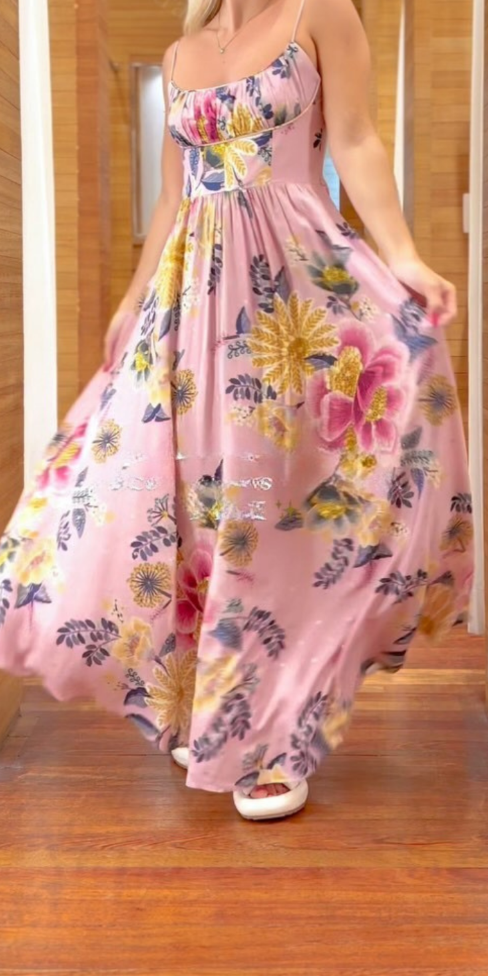 1045 | Vestido Camélia